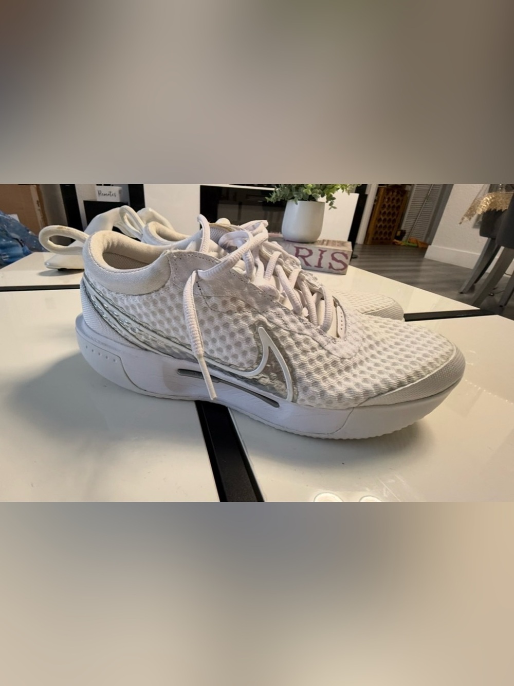 NikeCourt Zoom Pro White Silver - Women's 10.5 / Men's 9 - DH0990-101 - Picture 4 of 12